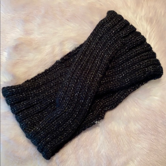 Black Knit Headband - Picture 4 of 9